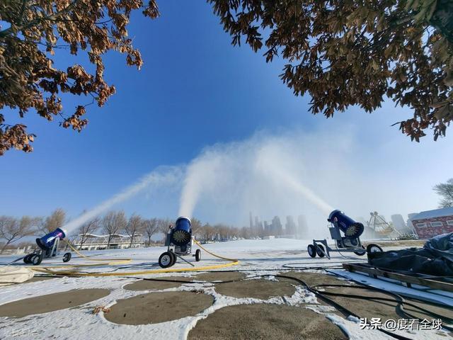 九游体育：提前锁定顶流！哈尔滨全域造雪启动满城冰雪盛宴蓄势待发(图3)