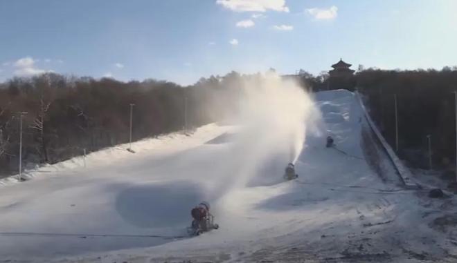 距市区仅10分钟车程！升级改造后的北山滑雪场正式迎客开启今冬冰雪乐趣(图1)