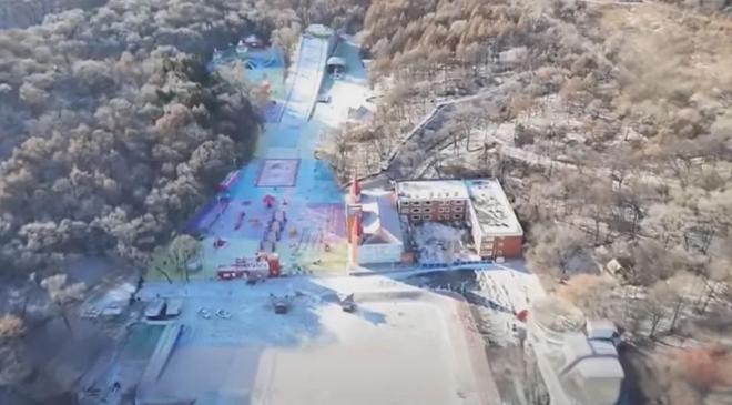 距市区仅10分钟车程！升级改造后的北山滑雪场正式迎客开启今冬冰雪乐趣(图2)