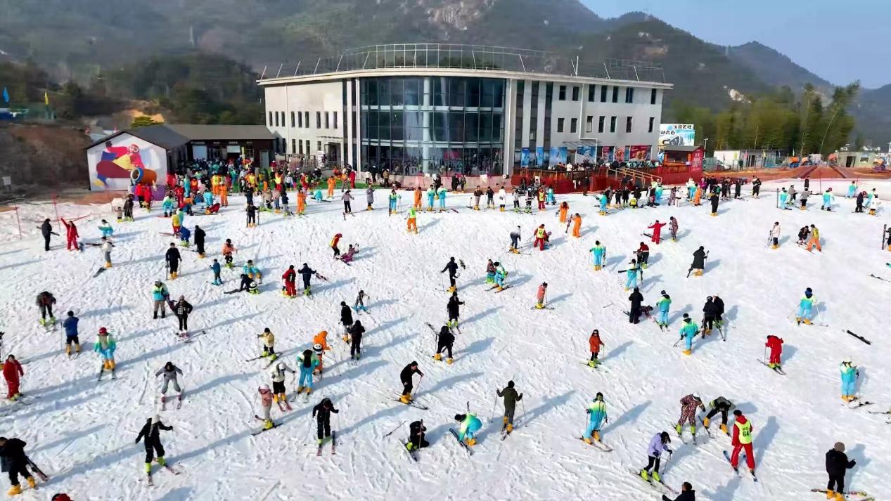 大别山的“冰雪奇缘”(图1)