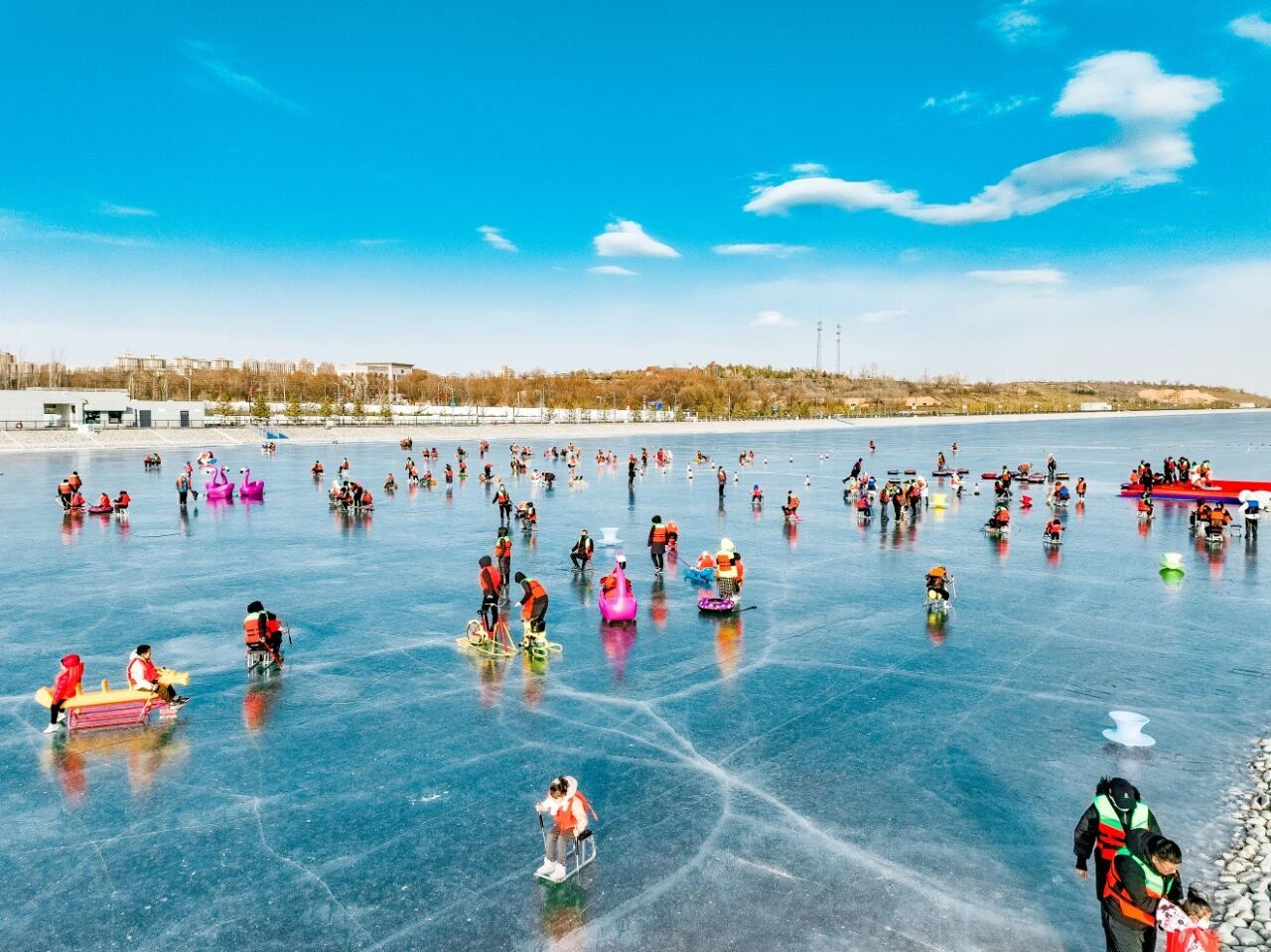高质量发展看中国｜陕西榆林：冰雪经济释放文旅“热效应”(图2)