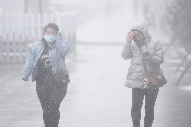 九游体育网站：零下30℃挤破头？国内冬季这5个地方便宜到哭美到窒息(图2)