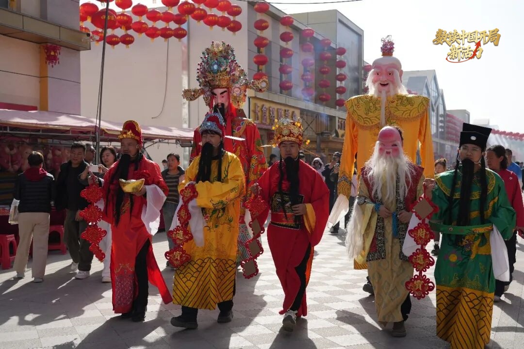 数读中国开局新活力丨311亿元!乌尉高速通车首个春节赋能新疆南北“消费走廊”(图2)