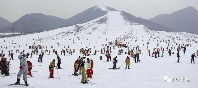 九游体育网站:再不去滑雪冬天就过了!国内超人气滑雪场推荐(图13)