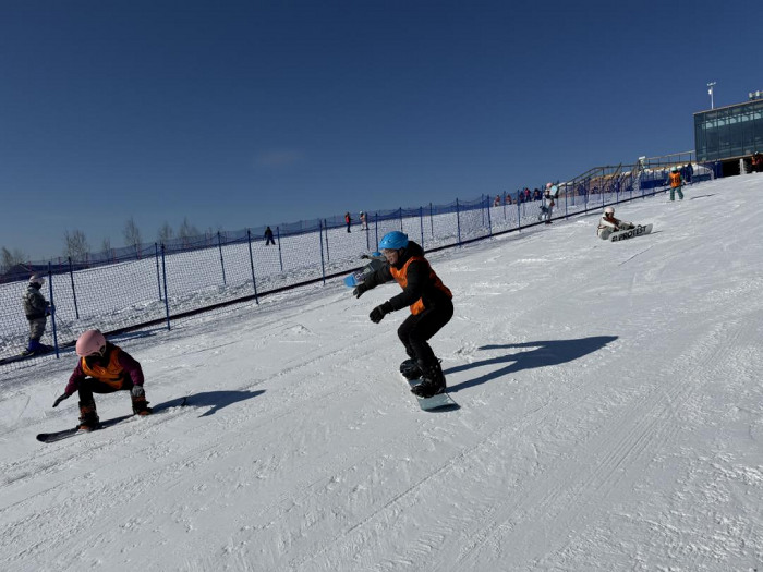 九游体育:长白山要闻(图3)