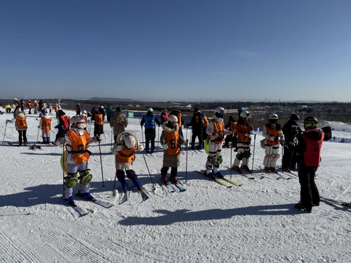 九游体育:长白山要闻(图4)