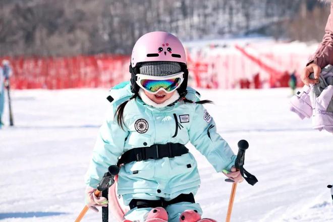 寒假亲子神农架南方滑雪性价比之王·金丝猴近距离接触·三峡工程研学·五钻全程奢享·2大雪场畅快滑雪(图8)