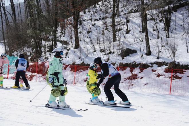 寒假亲子神农架南方滑雪性价比之王·金丝猴近距离接触·三峡工程研学·五钻全程奢享·2大雪场畅快滑雪(图33)